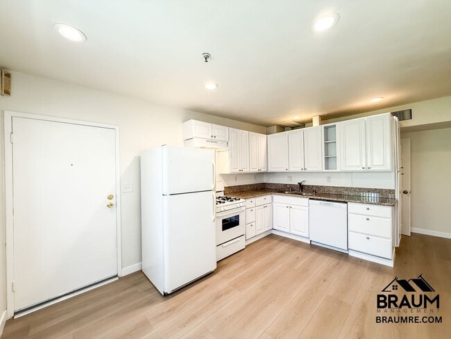 Photo - 1537 Franklin St Unit 1537A