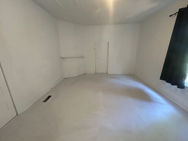 Photo - 110 Huger St