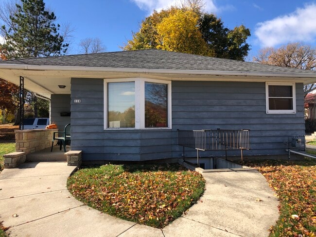 Photo - 228 S 4th St