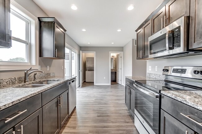 2 Story 3 Bedroom