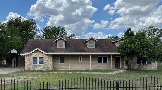 Building Photo - 5054 Old Goforth Rd Rental