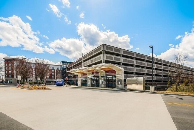 Photo - 175 Cottage St Unit 512