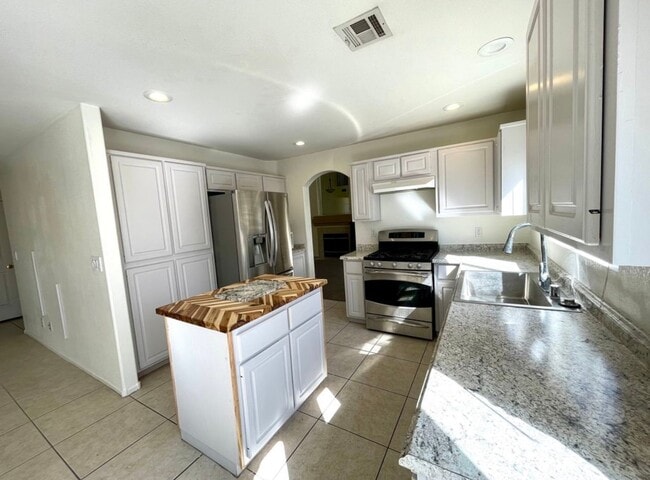 Photo - 250 Camelback Ridge Ave
