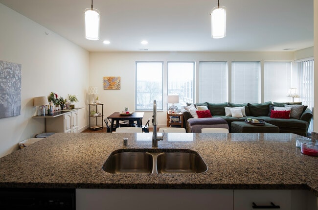 Harbor View Apartments