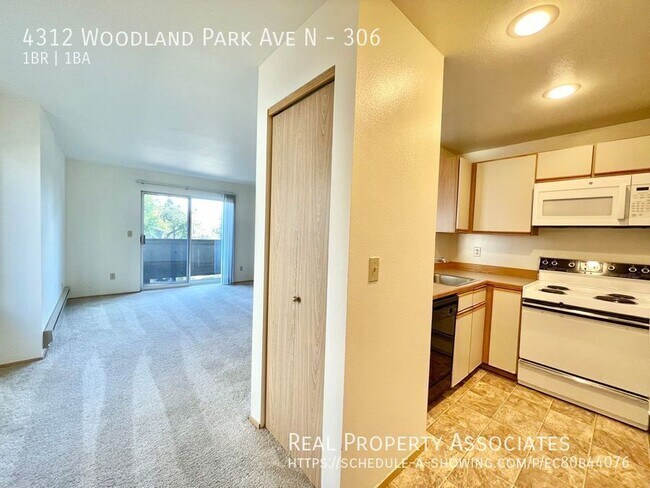 Photo - 4312 Woodland Park Ave N Unidad 306