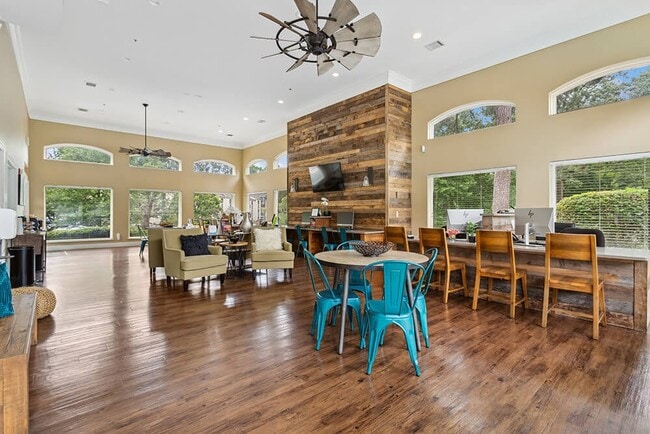 Photo - Park on Windy Hill