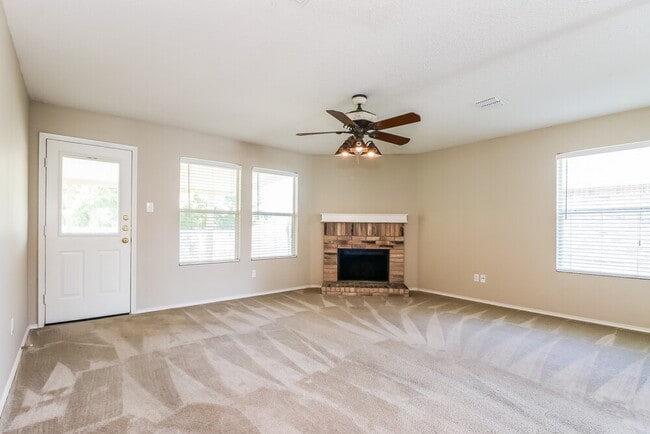 4208 Hunters Creek Dr