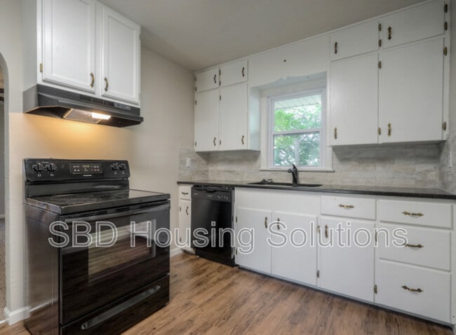 Photo - 1002 Orchard Ave
