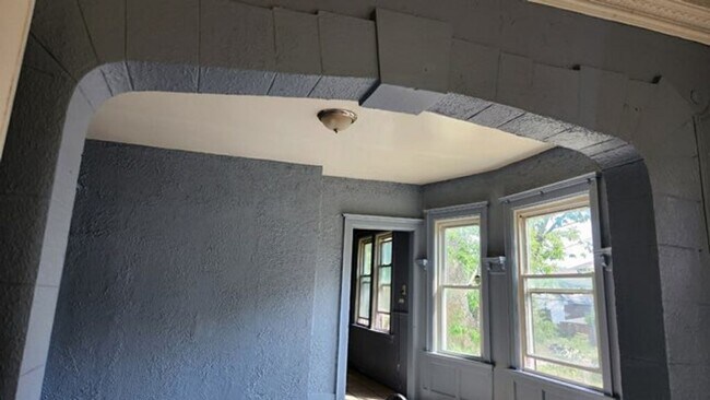 Photo - 3240-3242 N 24th Pl. (Duplex) Unidad 3242 Upper