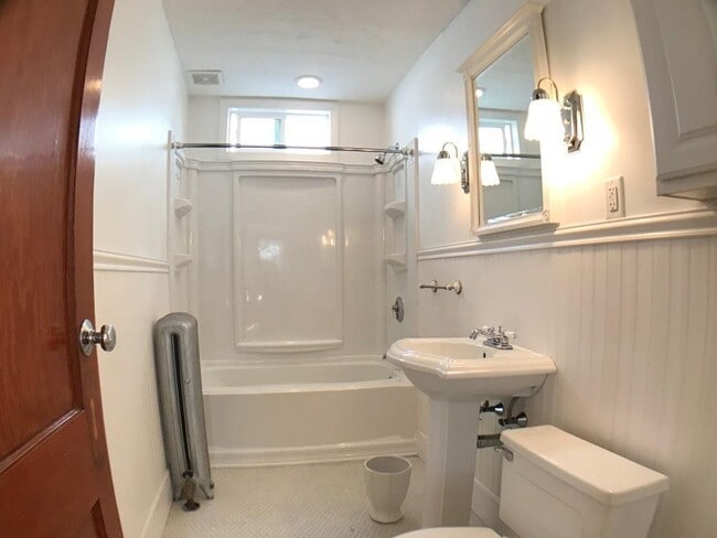 Photo - 7 Jones st Unit Apt 3