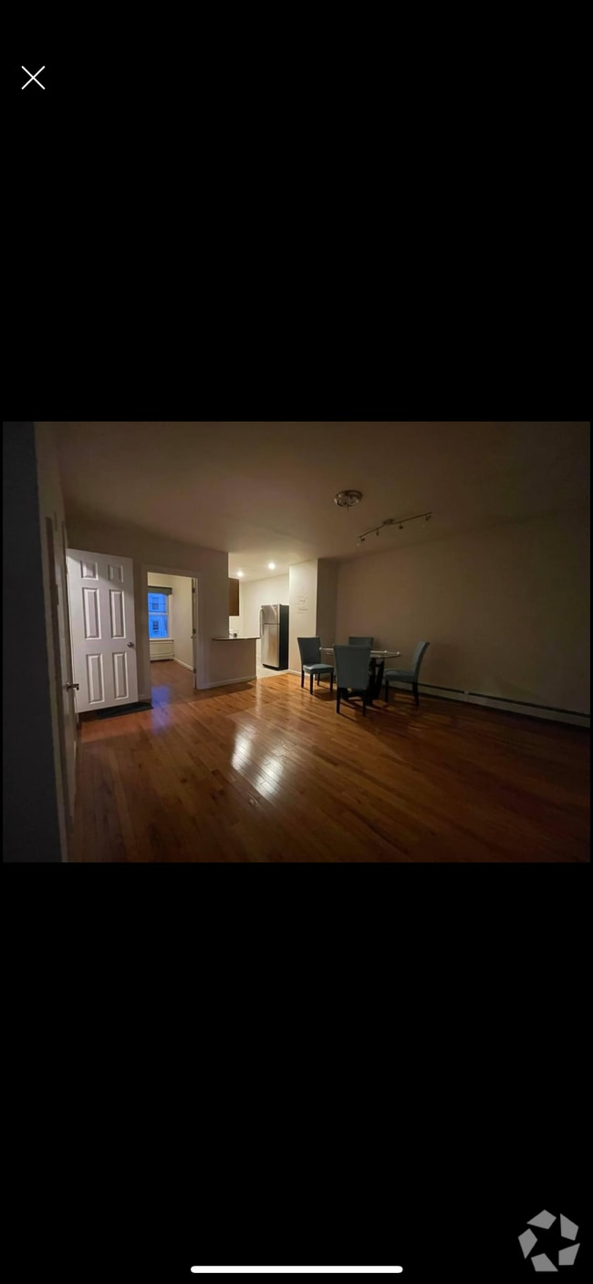 Building Photo - 6158 56th St Unit 2 Rental