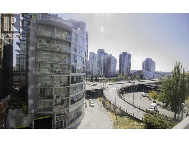 Photo - 609 1351 CONTENETAL STREET Unité 609