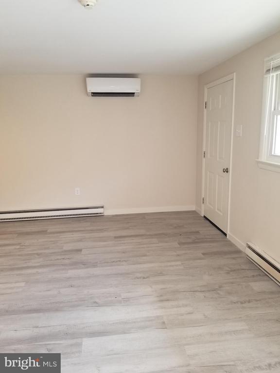 Photo - 163 Passmore Rd