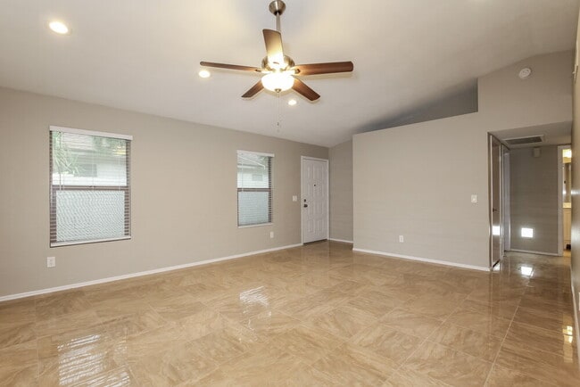 Photo - 4758 W Escuda Dr