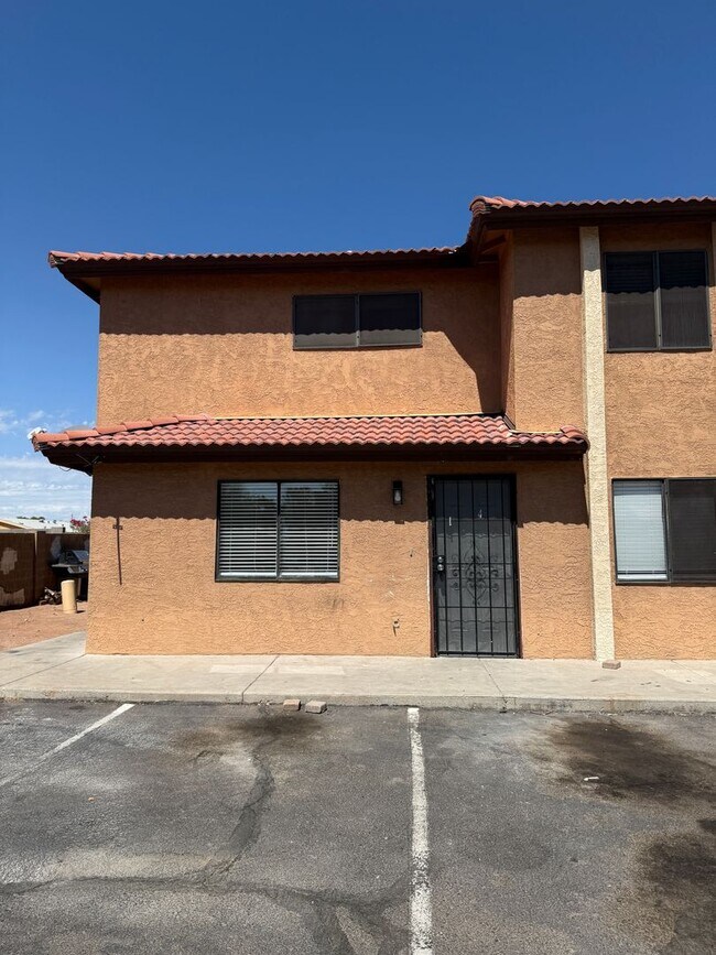 Photo - Lindsay and McKellips. Remodeled 2 bed, 2b... Unidad 1