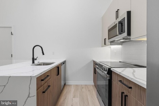 Photo - 203 S 13th St Unit 4C