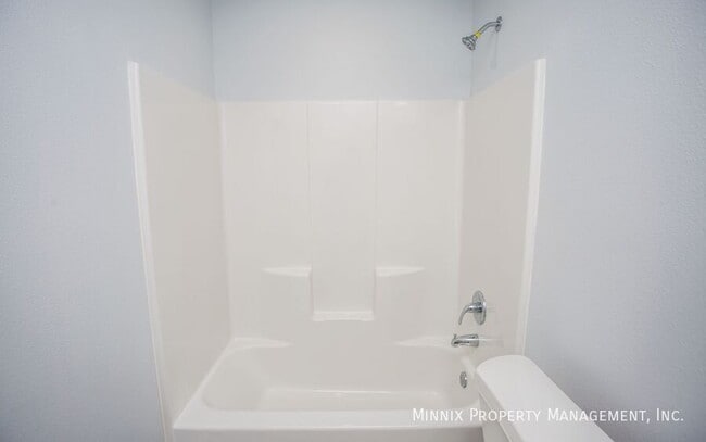 Photo - 1302 N Dover Ave Unidad B