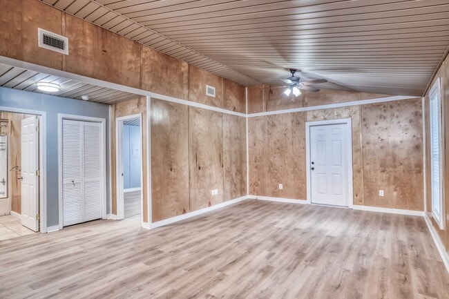 Photo - 37 Caswell Branch Rd