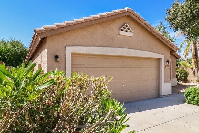 Photo - 14927 W Rampart Dr