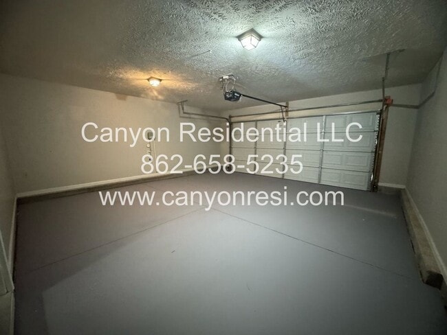 Photo - Spacious 3-Bedroom Home for Rent in Raeford