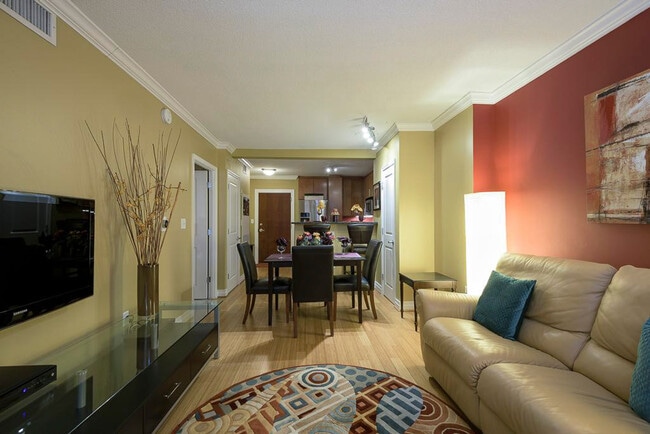 Photo - 912 F St NW Unidad ID684P