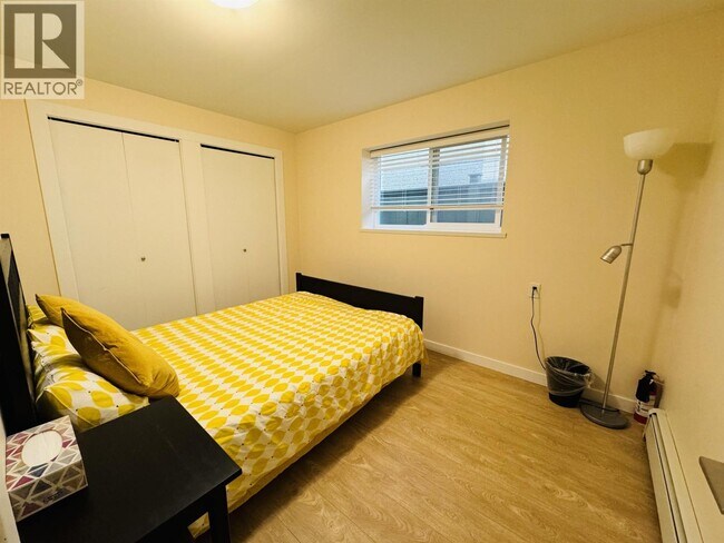 Photo - 4615 W 9th Ave