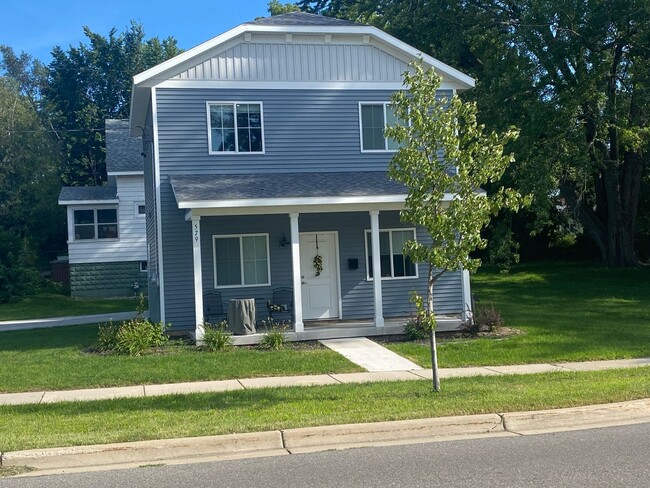 Building Photo - Nelson Neighborhood Rental