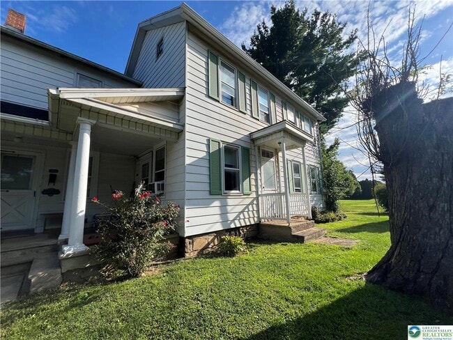 Photo - 1450 Church Ln Unidad B