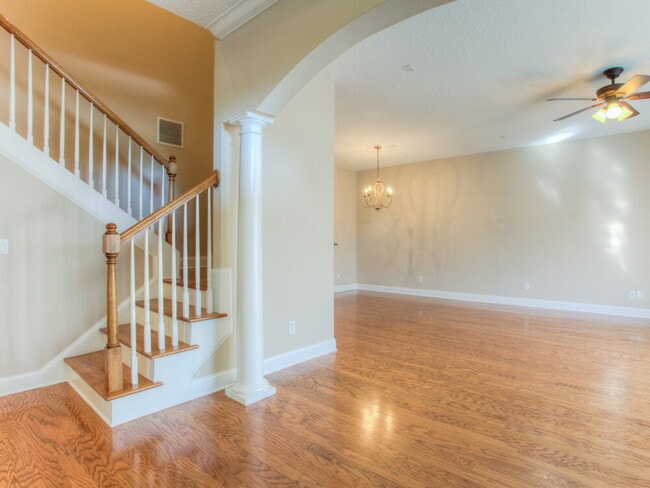 Photo - 204 Aberdeen Pond Dr