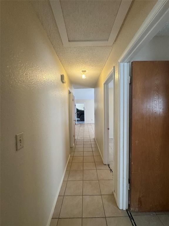 Photo - 405 Whitetail Dr