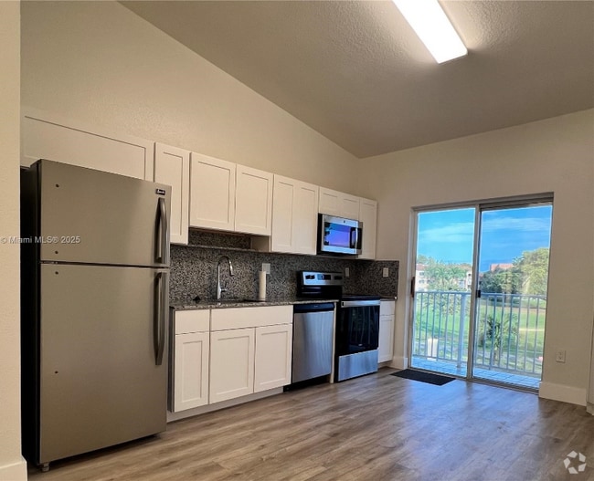 Building Photo - 6900 NW 179th St Rental