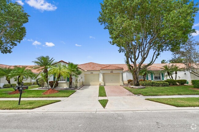 Building Photo - 6077 Lake Hibiscus Dr Rental