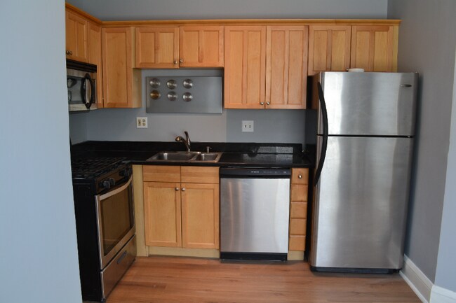 Photo - 2737 Blaisdell Ave