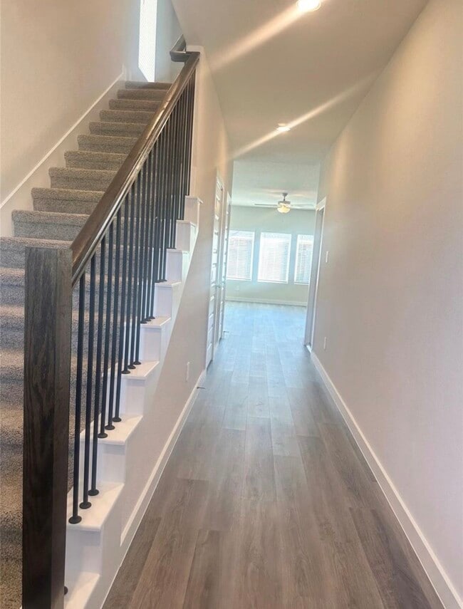 9458 Herons Preserve