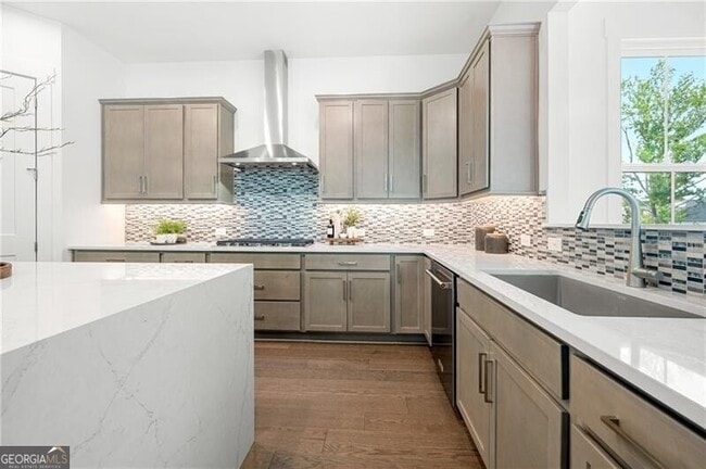 Photo - 2815 Medford Dr