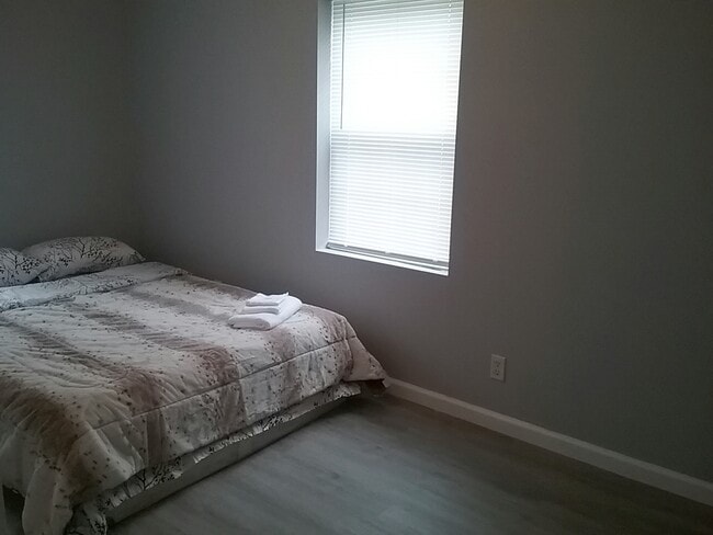 Guest Bedroom 2 - 4501 E Chestnut St