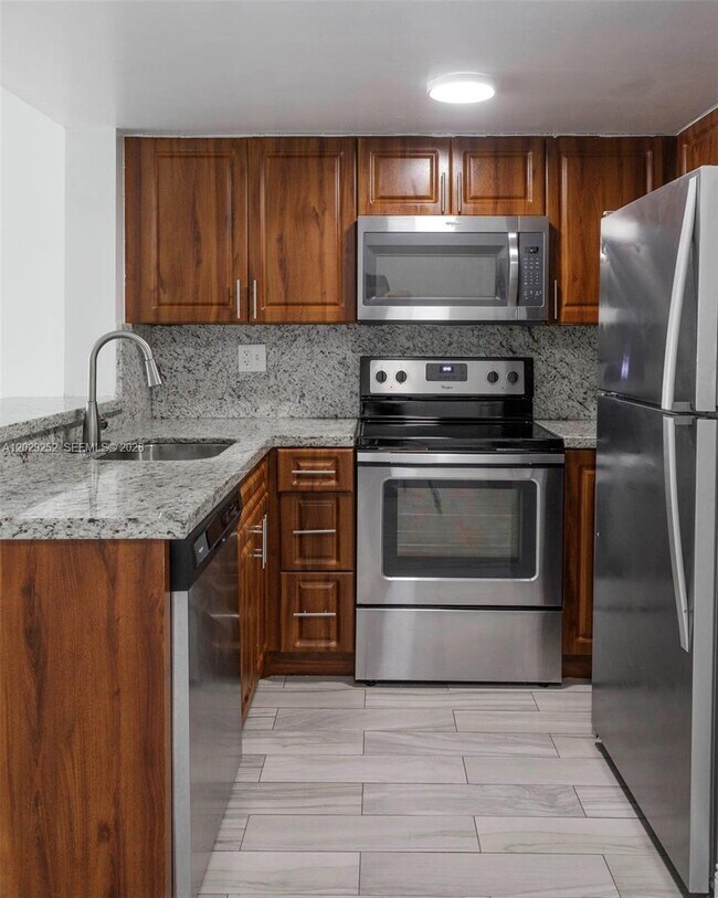 Photo - 8580 NW 6th Ln Unit 6-205