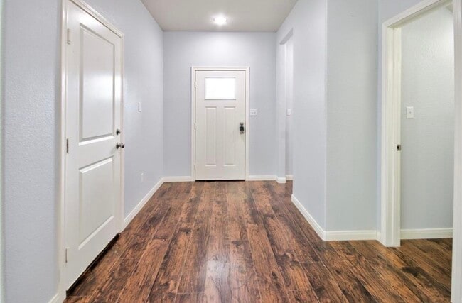 Photo - 3510 Oleander Ave