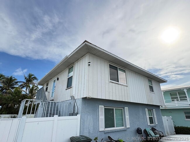 Photo - 1811 Melaleuca Dr