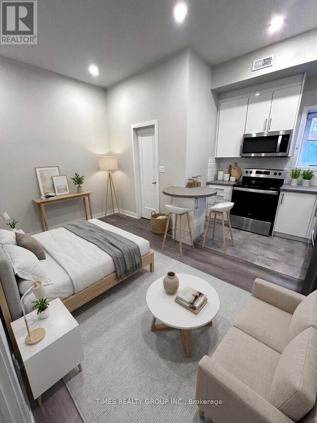 Photo - 728 Queen St E Unité 5