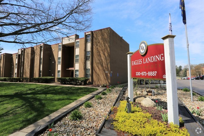 Eagle's Landing - Eagle's Landing Apartments