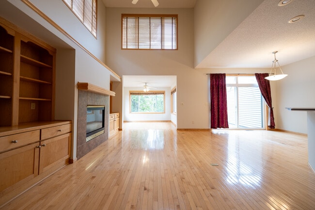 Photo - 591 Crane Creek Ln