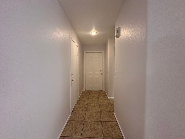 Photo - 3 bed house with new laminate flooring and...