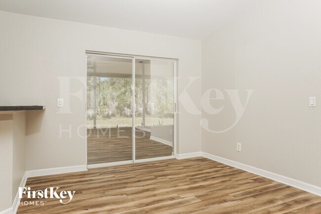 Photo - 3240 Alesio Ave