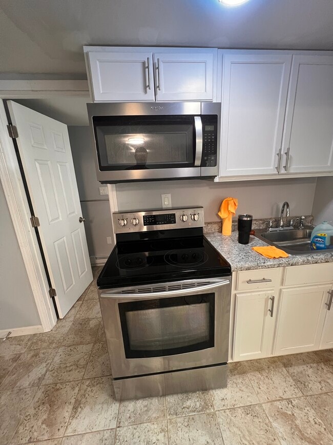 Photo - 3178 Saffer St Unit Studio Apartment