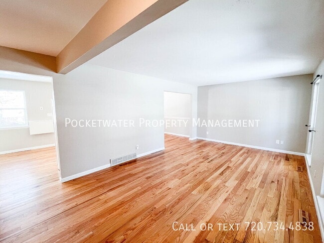 Photo - 1060 Ithaca Dr