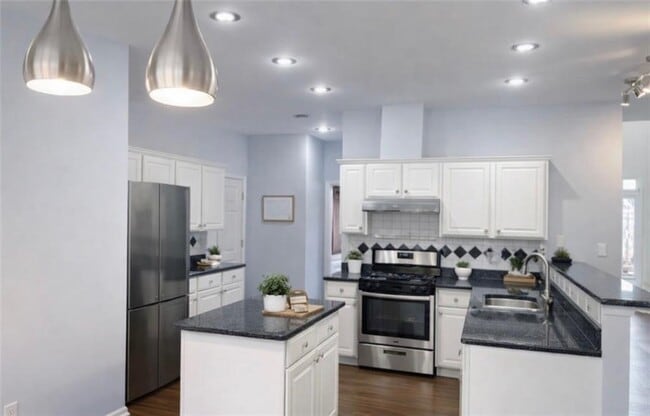 Photo - 420 Ruby Forest Pkwy