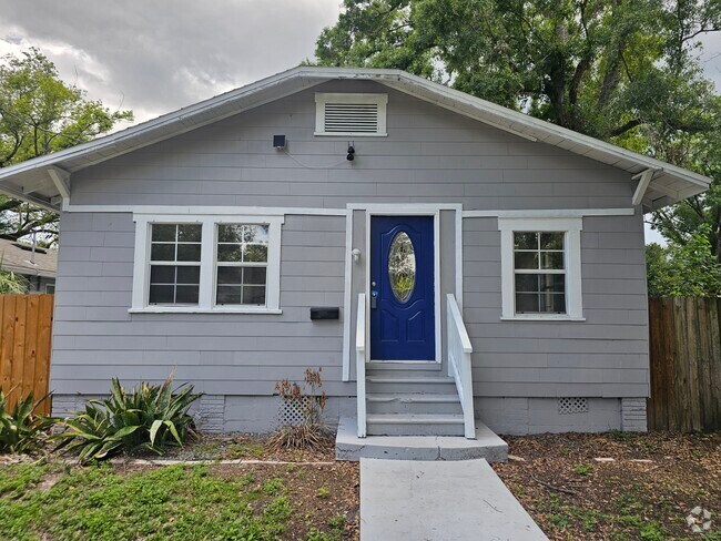Building Photo - 8114 N 11th St Rental