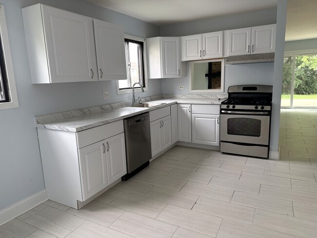 Photo - 1191 Hialeah Ln