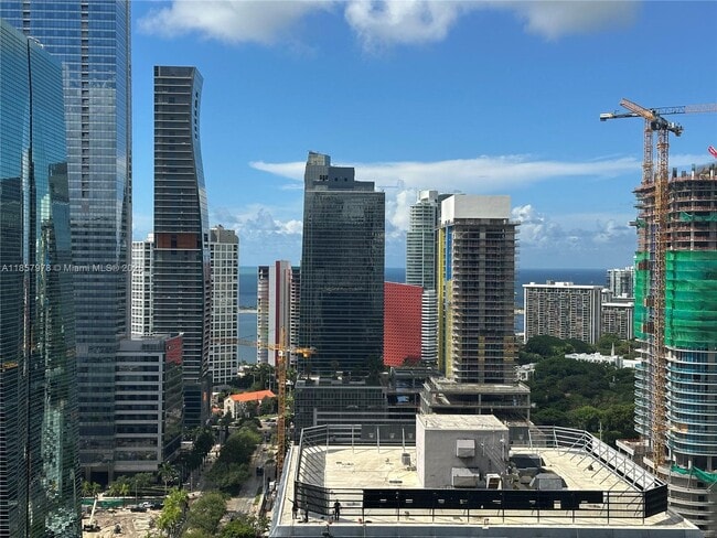 Building Photo - 1060 Brickell Ave Unit 3009 Rental